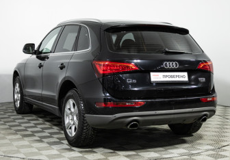 Подержанный автомобиль Audi Q5 2012 года (7 фото)