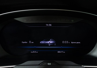 Подержанный автомобиль Volkswagen Passat Sedan 2019 года (12 фото)