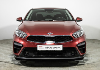 Подержанный автомобиль Kia Cerato Sedan 2021 года (2 фото)