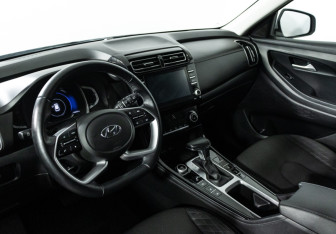 Подержанный автомобиль Hyundai Creta 2021 года (11 фото)