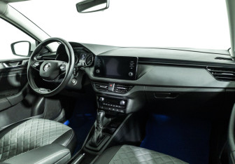 Подержанный автомобиль Skoda Rapid Liftback 2020 года (9 фото)