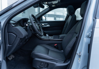 Новый Land Rover Range Rover Velar 2025 (8 фото)