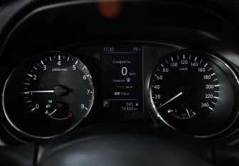 Подержанный автомобиль Nissan Qashqai 2020 года (13 фото)