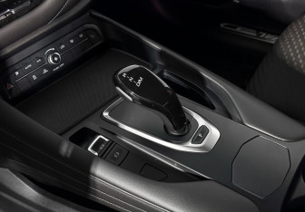 Подержанный автомобиль Haval F7 2019 года (12 фото)