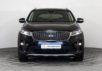 Подержанный автомобиль Kia Sorento 2018 года (2 фото)