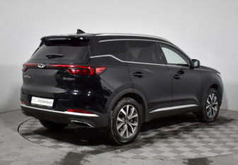 Подержанный автомобиль Chery Tiggo 7 Pro 2022 года (5 фото)