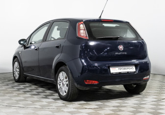 Подержанный автомобиль Fiat Punto Hatchback 2012 года (7 фото)