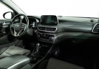 Подержанный автомобиль Hyundai Tucson 2019 года (9 фото)