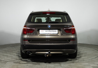 Подержанный автомобиль BMW X3 2014 года (6 фото)