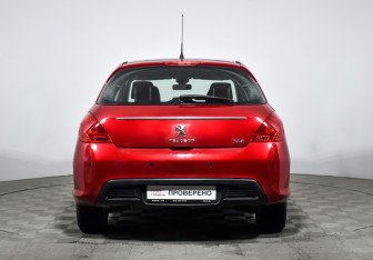 Подержанный автомобиль Peugeot 308 Hatchback 2011 года (6 фото)