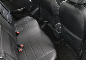 Подержанный автомобиль Kia Rio Sedan 2013 года (13 фото)