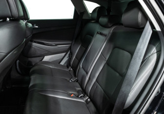 Подержанный автомобиль Hyundai Tucson 2017 года (10 фото)