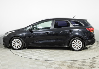 Подержанный автомобиль Kia Ceed Wagon 2013 года (8 фото)