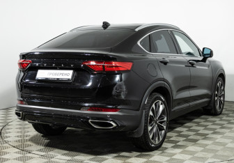 Подержанный автомобиль Geely Tugella 2021 года (5 фото)