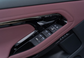 Новый Land Rover Range Rover Evoque 2025 (14 фото)