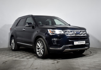 Подержанный автомобиль Ford Explorer 2018 года (3 фото)