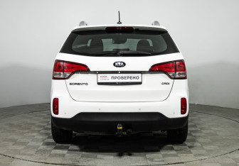 Подержанный автомобиль Kia Sorento 2019 года (6 фото)