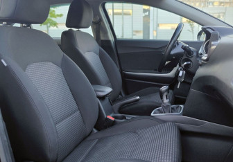 Подержанный автомобиль Kia Ceed Hatchback 2019 года (11 фото)