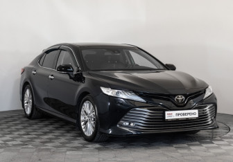 Подержанный автомобиль Toyota Camry Sedan 2018 года (3 фото)