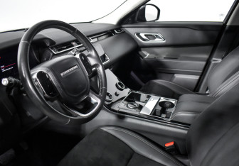 Подержанный автомобиль Land Rover Range Rover Velar 2017 года (9 фото)