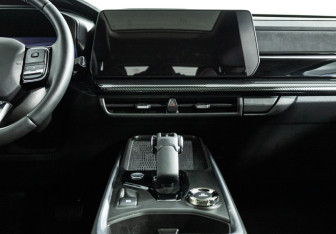 Подержанный автомобиль Haval H3 2024 года (14 фото)