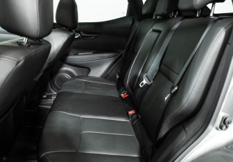 Подержанный автомобиль Nissan Qashqai 2021 года (10 фото)