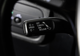 Подержанный автомобиль Volkswagen Touareg 2014 года (20 фото)