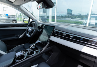 Новый Geely Atlas 2024 (8 фото)