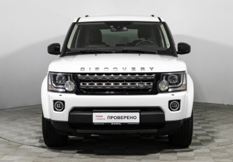 Подержанный автомобиль Land Rover Discovery 2014 года (2 фото)