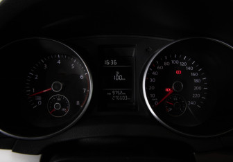 Подержанный автомобиль Volkswagen Golf Hatchback 2011 года (11 фото)