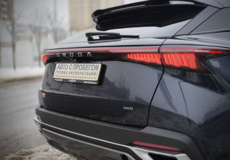 Подержанный автомобиль Omoda C5 2023 года (8 фото)