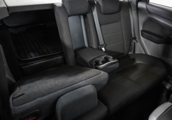 Подержанный автомобиль Ford Focus Hatchback 2011 года (44 фото)