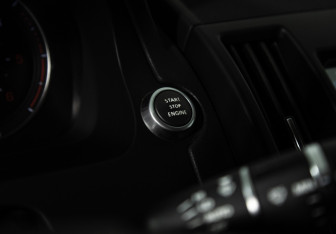 Подержанный автомобиль Land Rover Freelander 2014 года (17 фото)