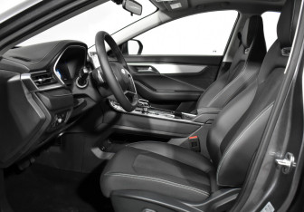 Новый Москвич 6 2025 (12 фото)