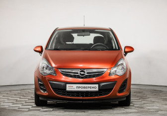 Подержанный автомобиль Opel Corsa 2013 года (2 фото)