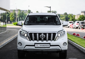 Подержанный автомобиль Toyota Land Cruiser Prado 2017 года (4 фото)