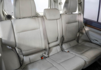 Подержанный автомобиль Mitsubishi Pajero 2007 года (25 фото)