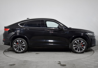 Подержанный автомобиль Geely Tugella 2022 года (4 фото)