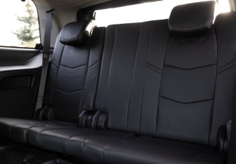Подержанный автомобиль Cadillac Escalade Suv 2017 года (17 фото)