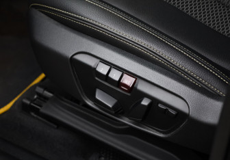 Подержанный автомобиль BMW X2 2020 года (22 фото)