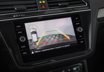 Подержанный автомобиль Volkswagen Tiguan 2019 года (15 фото)