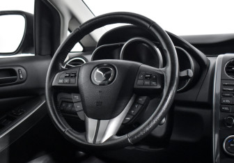 Подержанный автомобиль Mazda CX-7 2011 года (14 фото)