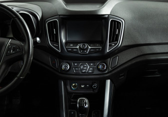 Подержанный автомобиль Chery Tiggo 5 2015 года (14 фото)