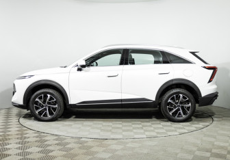 Подержанный автомобиль Haval F7 2025 года (8 фото)