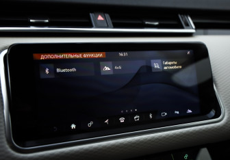 Подержанный автомобиль Land Rover Range Rover Velar 2020 года (19 фото)