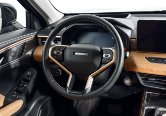 Подержанный автомобиль Haval Jolion 2023 года (17 фото)