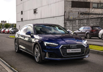 Подержанный автомобиль Audi A5 Liftback 2021 года (5 фото)