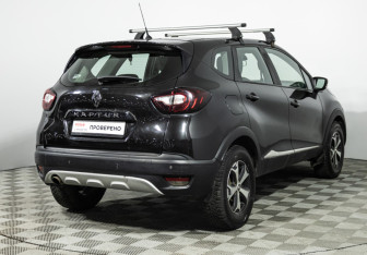 Подержанный автомобиль Renault Kaptur 2018 года (5 фото)