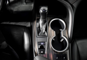 Подержанный автомобиль Toyota Camry Sedan 2018 года (10 фото)