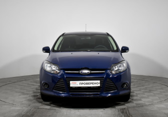 Подержанный автомобиль Ford Focus Sedan 2013 года (2 фото)
